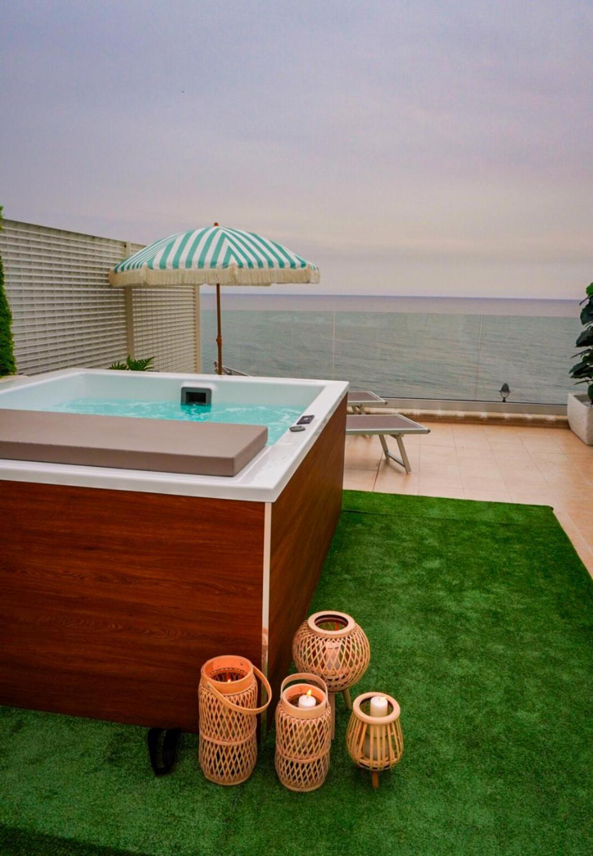 Amare Luxury And Vista Mare Apartamento *