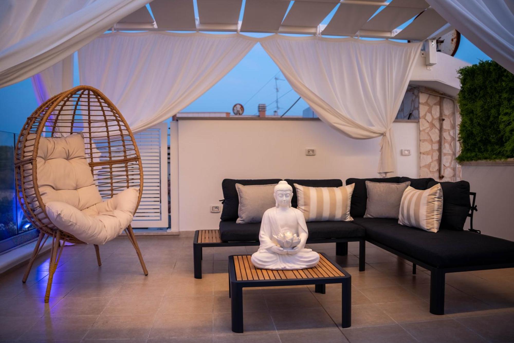 Amare Luxury And Vista Mare